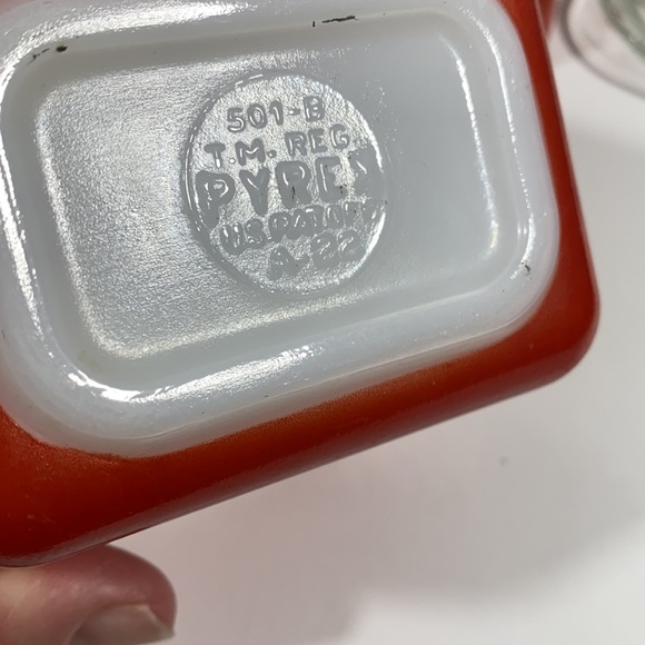 Vintage Pyrex! Refrigerator dish set of 3 - Picture 7 of 11